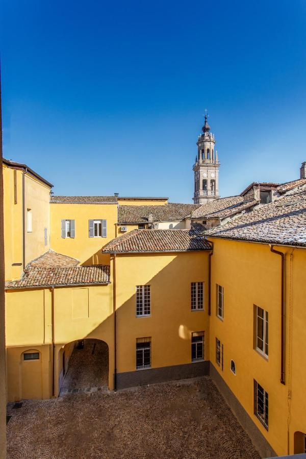 Palazzo Le Poste - Suite And Apartments Parma Exterior photo